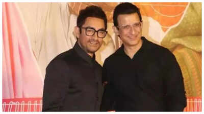 Sharman Joshi says he has always loved and respected Aamir Khan's work: 'He doesn't intend to prove anything to anyone'