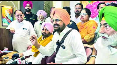 Khaira demands white paper on quantity of canal water in Punjab