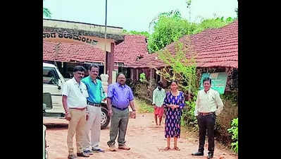 Dilapidated classrooms at ZP school to be demolished