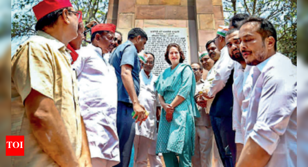 Old Loyalist, Now Yogi Minister, Who Challenged Sonia Gandhi Vadra In 2019, Pitted Against Rahul Gandhi | Lucknow News - Vimarsana News