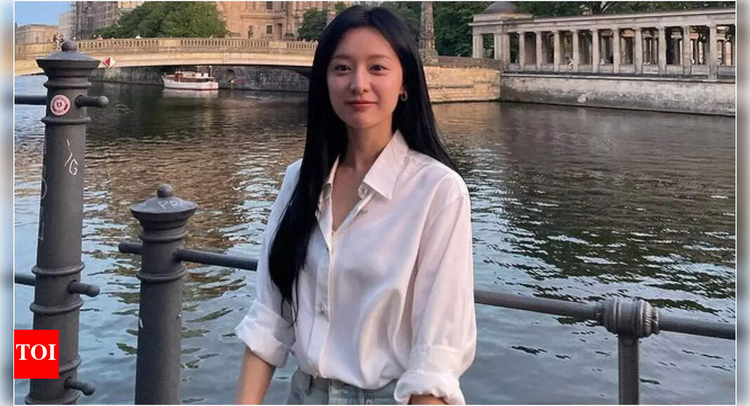 Kim Jiwon's agency raises concern for her safety post airport mobbing incident; urges fans to avoid giving gifts and clicking photos | - Vimarsana News