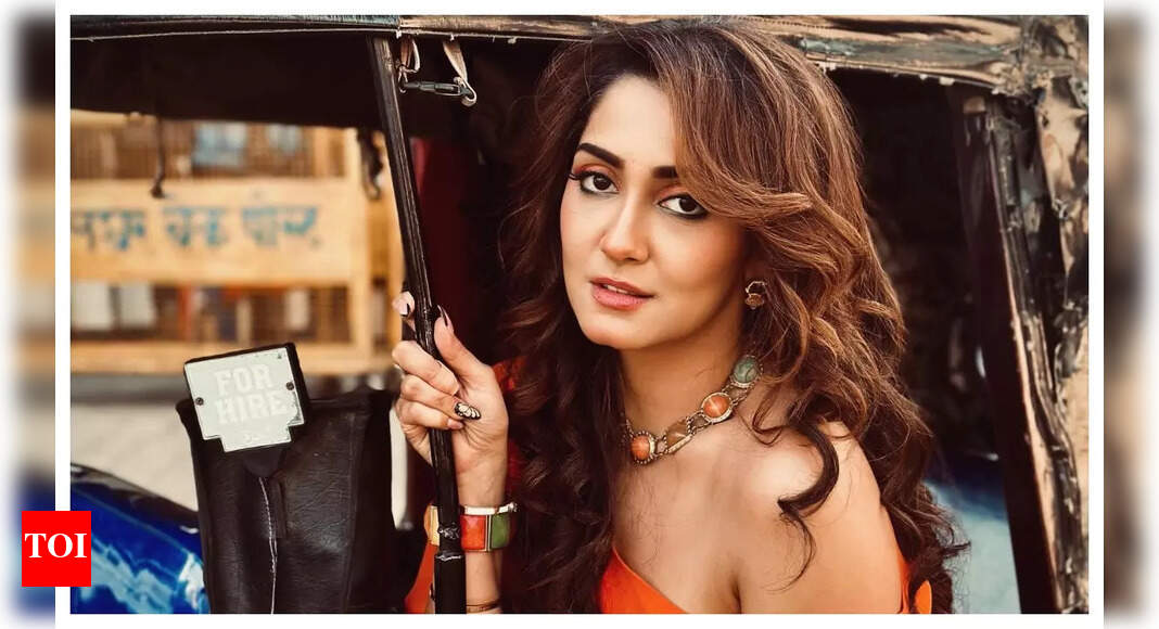 Exclusive - Srishti Jain on her role in Kumkum Bhagya: This is the first time I am playing a negative lead and the audience has been so kind, it's overwhelming - Vimarsana News