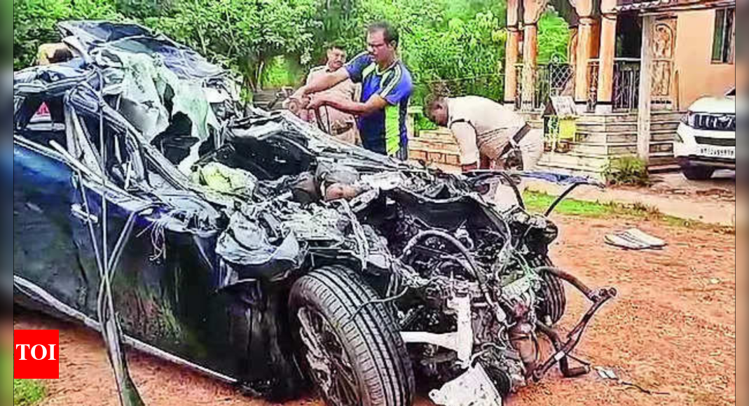4 tourists on way to Digha killed in highway accident | Kolkata News ...