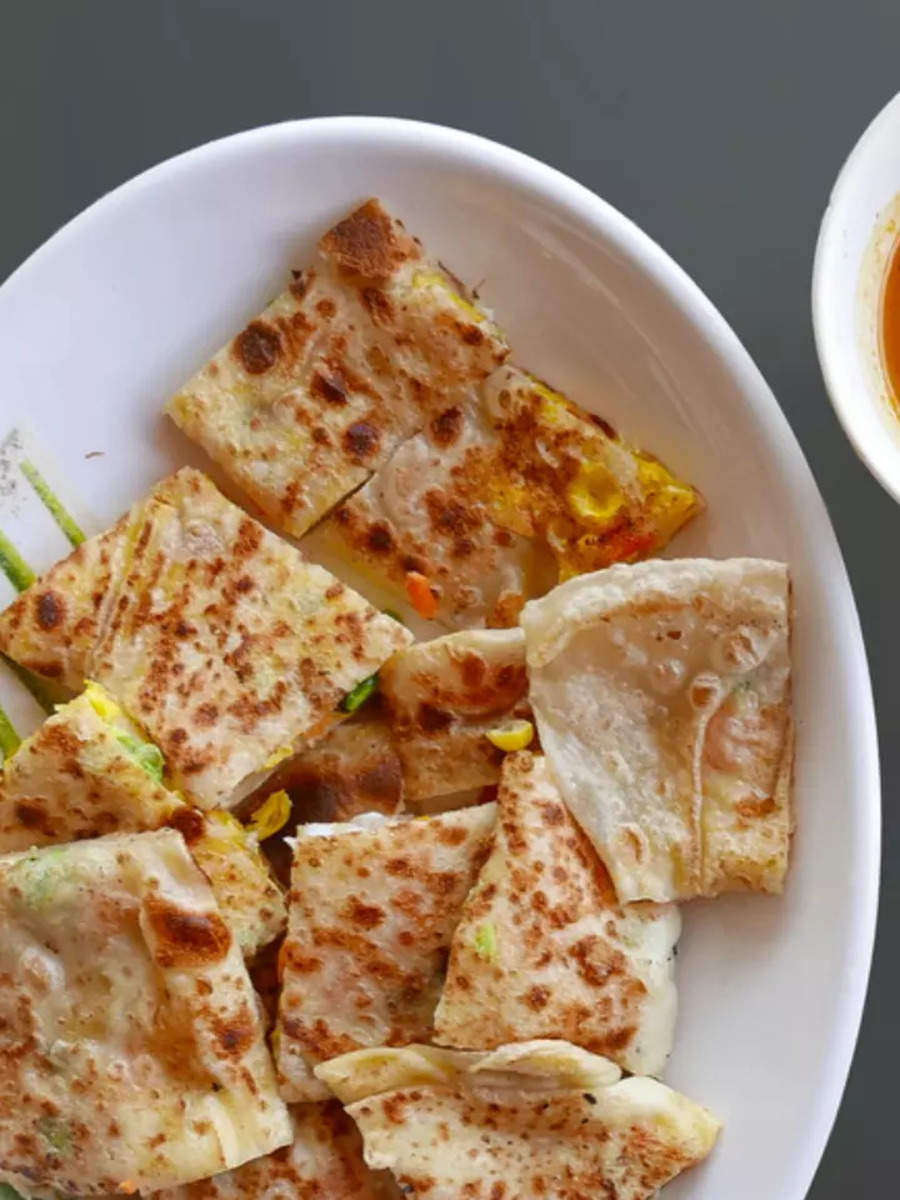 How to make Anda Paratha for breakfast | Times of India