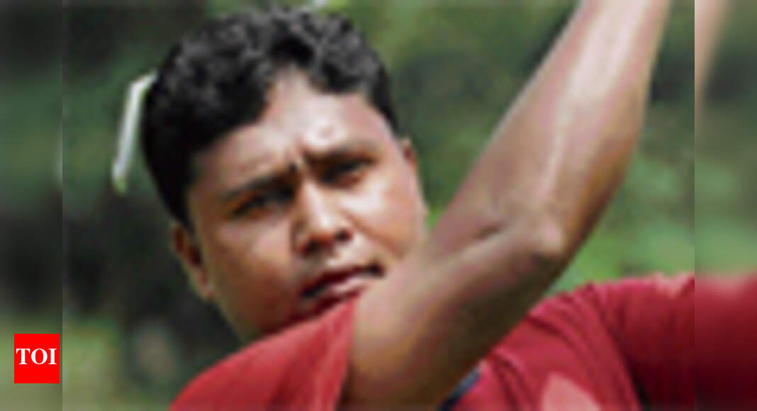 Ashok Kumar, Md Zamal Hossain joint leaders after round one Golf News Times of India