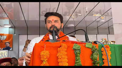 Himachal Congress repeating 'form fraud' to lure women voters: Anurag Thakur