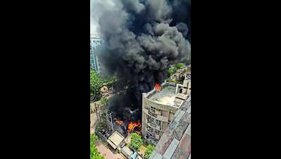 4 flats gutted in Ghaziabad fire after generator blast