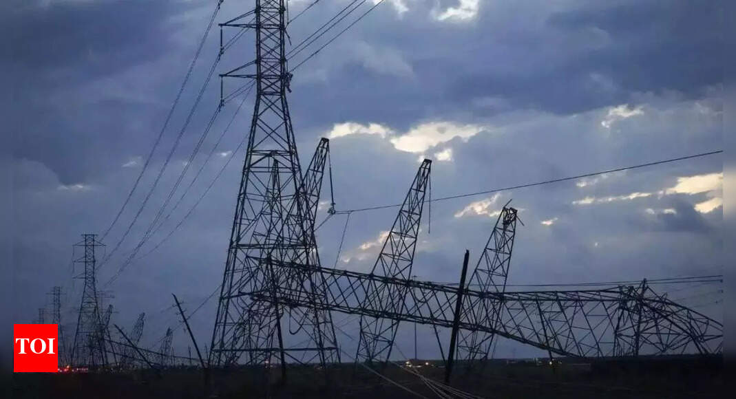 Deadly storms leave Houston area reeling with power outages and health risks - Vimarsana News