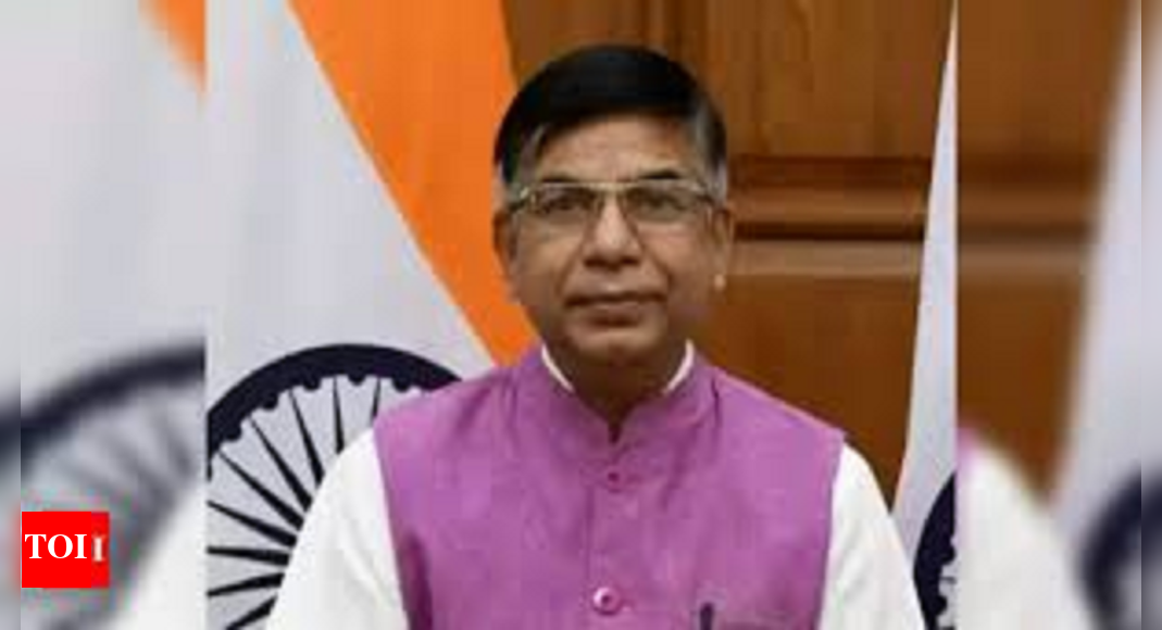 Industrialists afraid to come to Bengal under Mamata Banerjee dispensation: Union minister Subhas Sarkar | Kolkata News - Vimarsana News