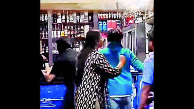 'Will set shop on fire': Woman attacks wine shop staff for beating her husband