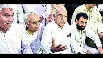 Vote Cong for more ration to the poor: Hooda