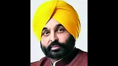 CM slams Khaira for asking to bar land purchase by non-Punjabis