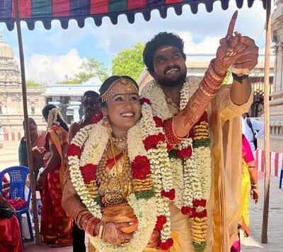Boda De La Actriz Sandhya Tamil Sandiya_Subramaniyan_FC