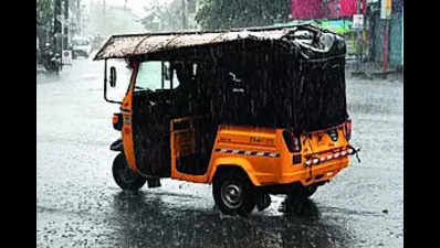 Heavy rain lashes south Tamil Nadu; IMD issues orange alert in three districts