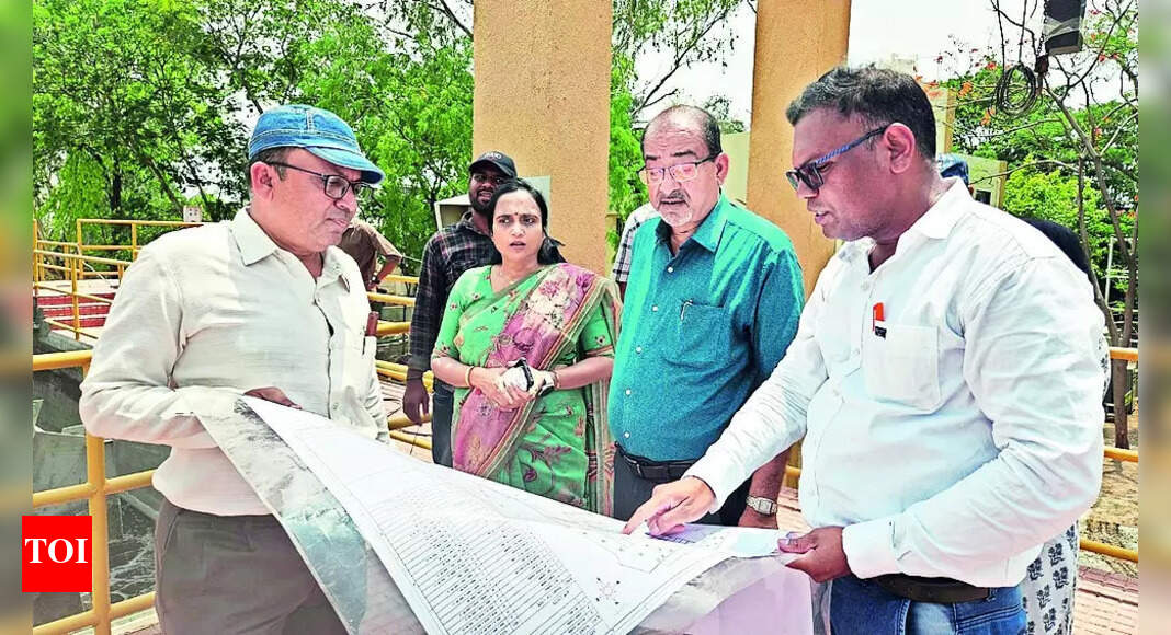 Vadodara Municipal Corporation: Councillor says he was ignored during panel chief's visit | Vadodara News - Vimarsana News