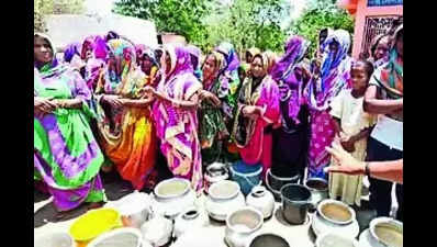 Villagers boycott polls over drinking water