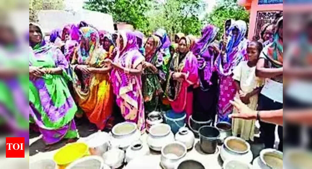 Drinking Water Problem: Villagers boycott polls over drinking water | Bhubaneswar News - Vimarsana News