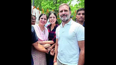 Rahul reaches Rae Bareli to supervise booth mgmt