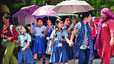 Close for summer vacation, Delhi govt tells schools still functioning