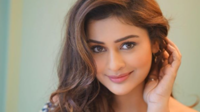 Payal Rajput in controversy with 'Rakshana' makers, Alleges she got