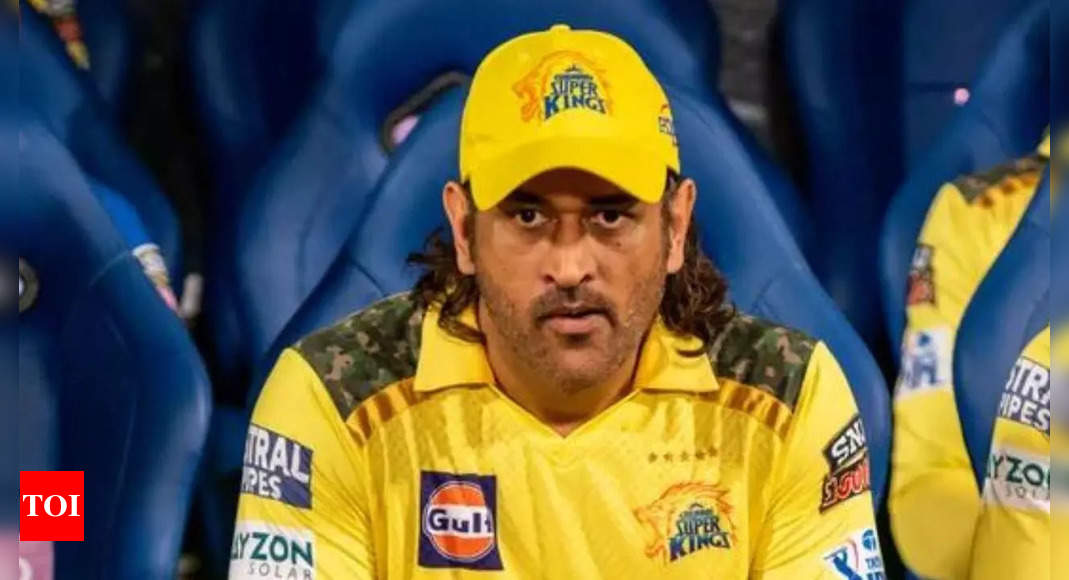 'It turns into...': Dhoni on why he is not active on social media