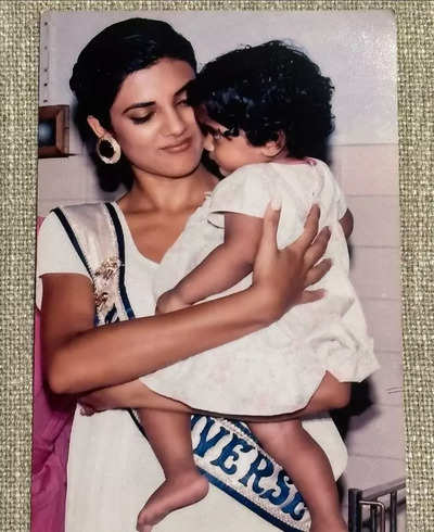 Sushmita Sen shares throwback picture to celebrate 30 years of her Miss Universe win