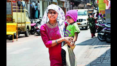 Akola hottest in state at 44°C, Jalgaon second with 43.9°C