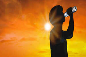 Heatwave alert: IMD issues red alert across North India for next 5 days; check list