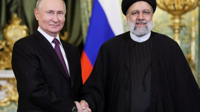 Putin praises Iran's Raisi, asks parliament speaker to pass on condolences