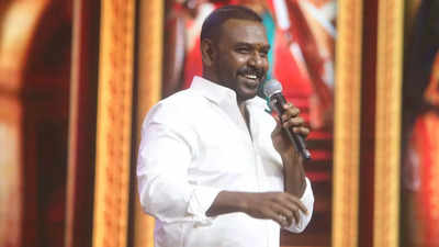 Raghava Lawrence reacts to a fan who worships the actor as a God