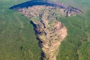 Siberia’s unstoppable ‘Mouth to Hell’ continues to expand; poised to consume all around it