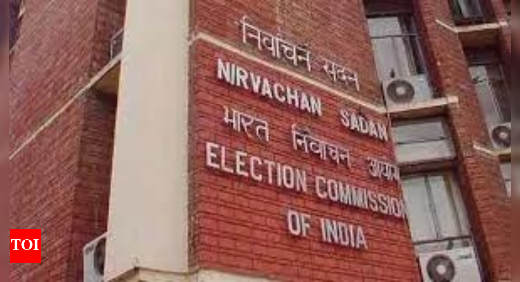 With two phases remaining, EC directs BJP & Congress to refrain from religious & casteist campaign | India News - Vimarsana News