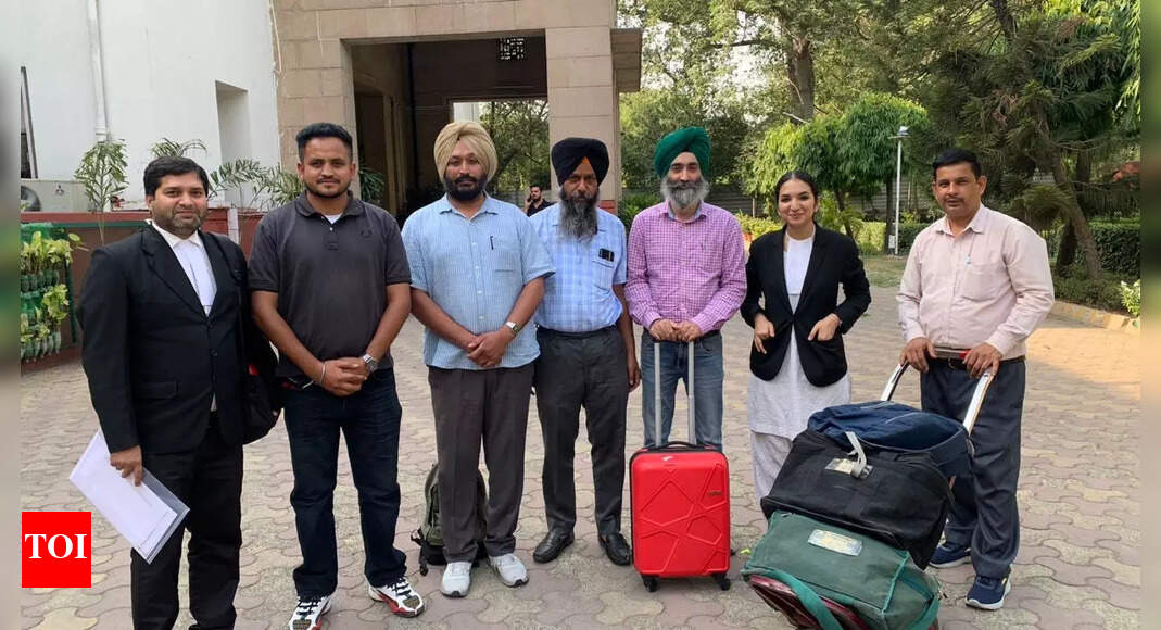 Away from political din, green warriors out to fight it out for environment - Vimarsana News