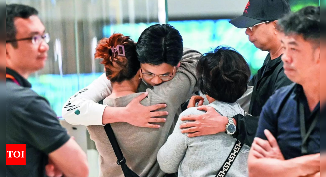 Penerbangan Singapore Airlines: 20 penumpang di ICU, yang lain menggambarkan ‘teror mutlak dari guncangan pesawat’