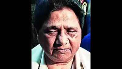 Mayawati slams BJP govt for plight of weavers