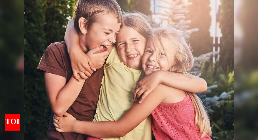 National Brother's Day 2024: Gift Your Brother Based on Zodiac Sign - Vimarsana News