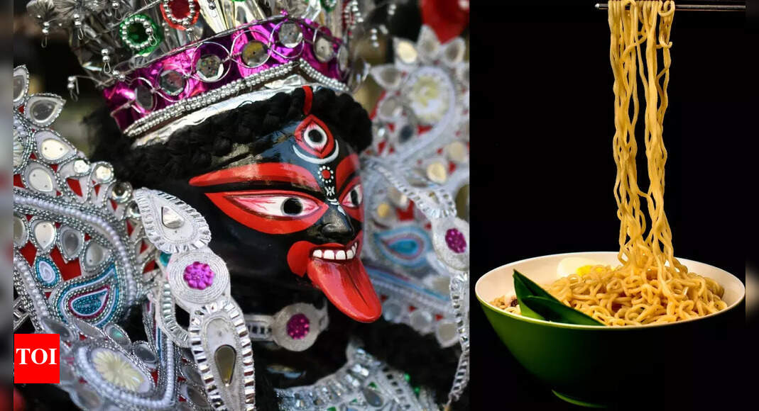 Kolkata's Kali Mandir Noodles Prasad: The REAL reason why Kolkata's Kali Mandir serves noodles as prasad | - Vimarsana News