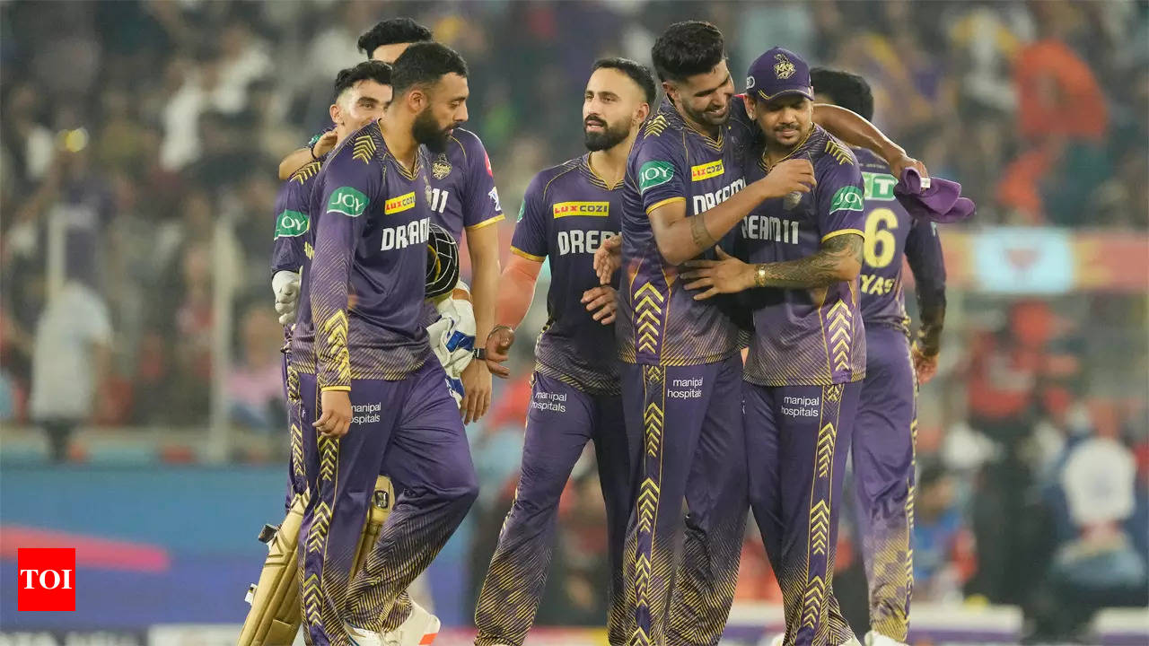 I think KKR are going to be favourites to win the IPL this year: Graeme  Swann | Cricket News - Times of India