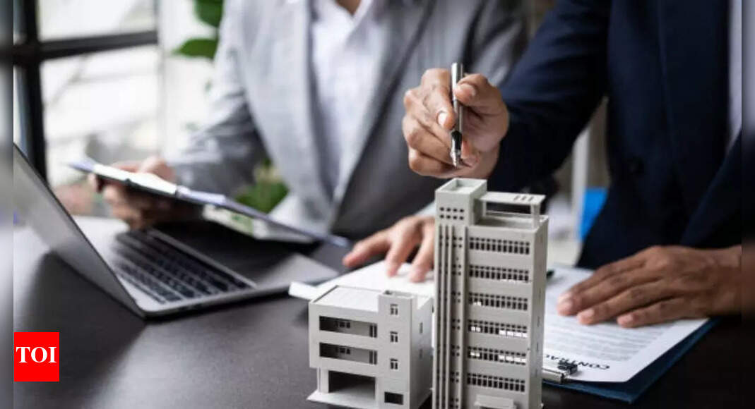 MahaRERA suspends registration of about 20,000 real estate agents | Mumbai News