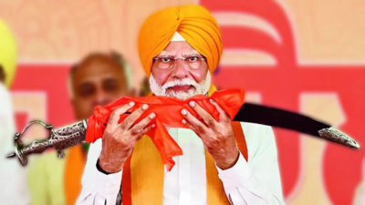 Anti-India forces against me but I won't bend: PM Modi
