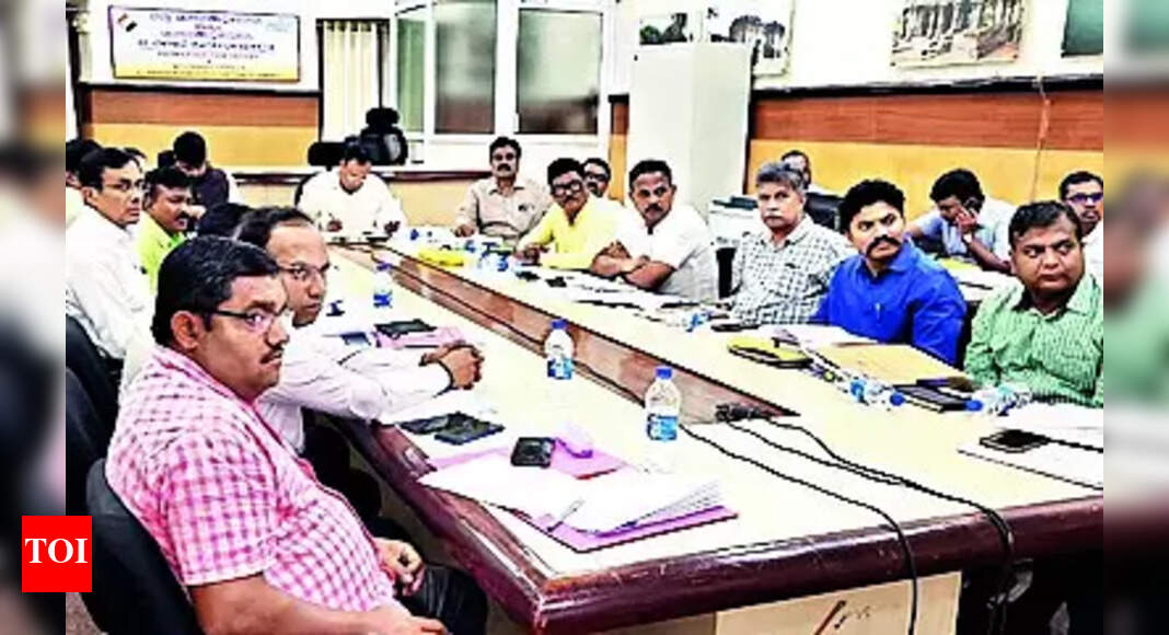 Monsoon: Gear up for monsoon, DC tells officials | Hubballi News - Vimarsana News