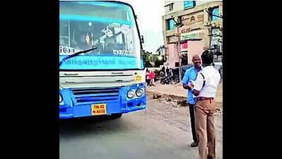Crackdown on govt bus violations as free travel dispute continues to rage