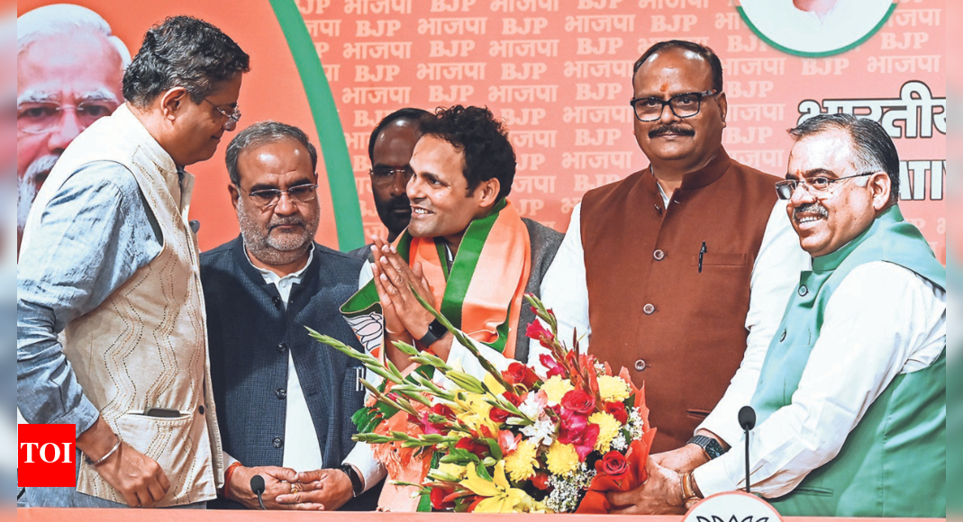 BSP turncoats to slug it out in Mayawati's bastion of yore | India News - Vimarsana News
