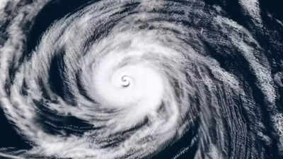 Sunday cyclone alert for West Bengal & Assam