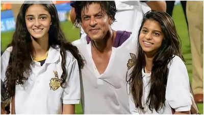 Massive throwback! Shah Rukh Khan with teens Shanaya Kapoor, Ananya Panday, and Suhana Khan at an OLD KKR match