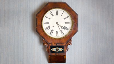 Antique Wall Clock: Best Options For A Timeless Addition In Your Home