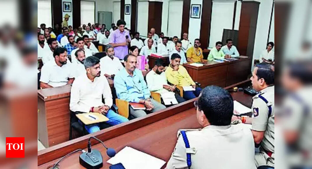 Police Crackdown: Mangaluru Police Crackdown on Triple, Helmetless Riders and One-Way Violators | Mangaluru News - Vimarsana News