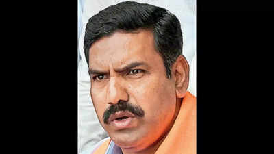 BJP says government turning city into ‘Udta Bengaluru’