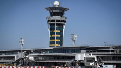 70% flights to be cancelled from Paris airport amid air traffic controllers' strike