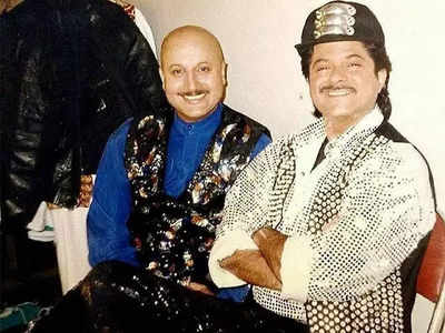 'Privileged to see your unmatched talent": Anil Kapoor congratulates BFF Anupam Kher on completing 40 years in cinema